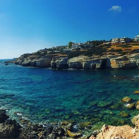 Lighthouse Luxury Townhouse 2 * Paphos